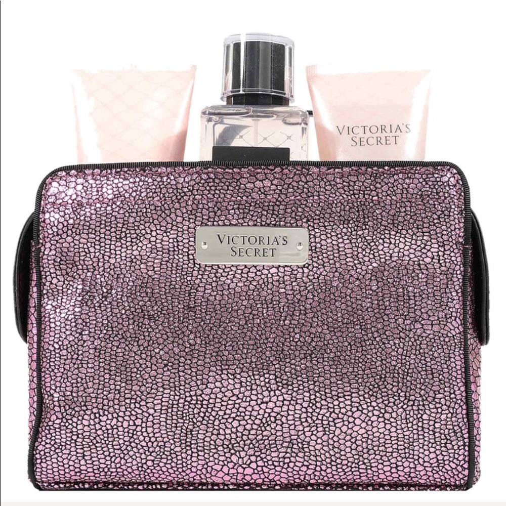 Victoria Secret Tease Beauty Bag Gift Set